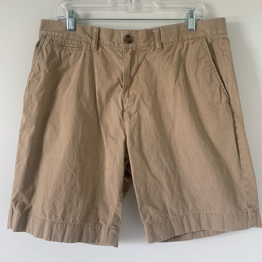 Tommy Hilfiger Men's Sz 34 Chino Shorts Flat Front